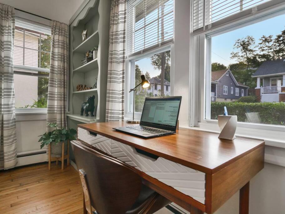 Midcentury Mod Suite, Hudson River/Mt Beacon Views Νιούμπεργκ Εξωτερικό φωτογραφία
